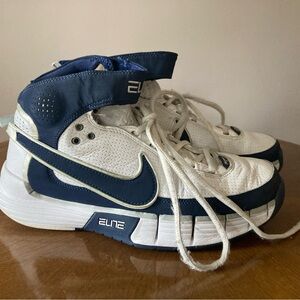 Nike Elite White and Navy Sneakers